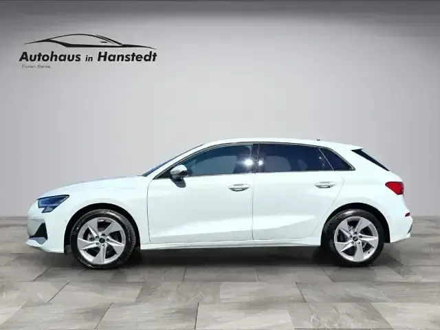 Gebraucht Audi A3 Sportback e-tron Advanced 116 PS (85 kW) 2025 Andere Kleinwagen