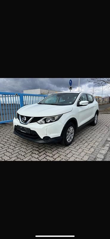 Gebraucht Nissan Qashqai 116 PS (85 kW) 2015 SUV