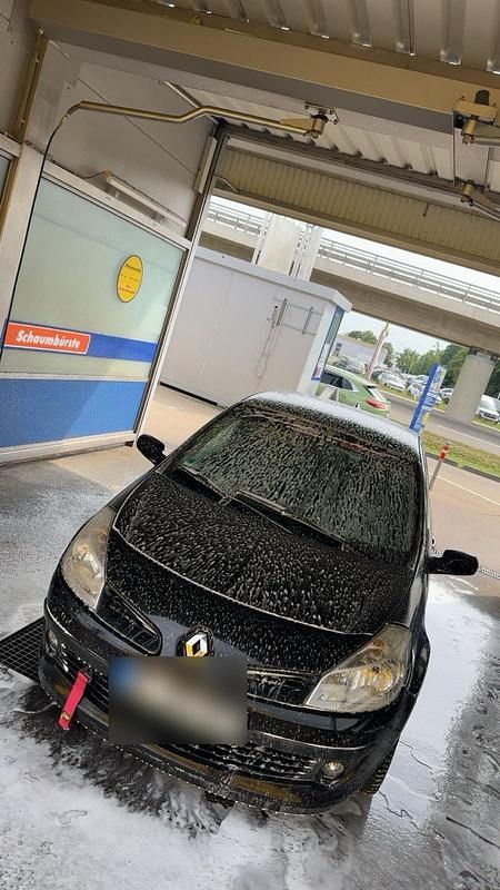 Gebraucht Renault Clio II 115 PS (84 kW) 2006 Schwarz Kleinwagen
