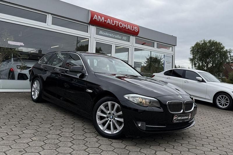 Schwarz Gebraucht 2010 BMW 525 Sport Line Kombi | 4.699 € (Superpreis) - Bild 1/4