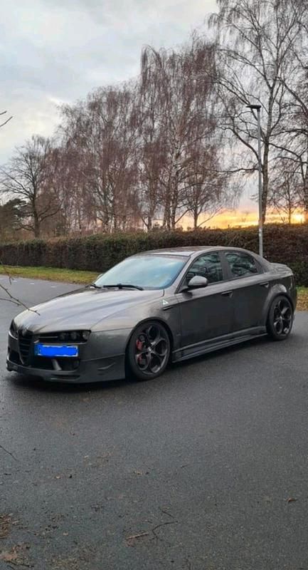 Second-hand Alfa Romeo 159 240 CP (176 kW) 2008 Gri Berlinǎ
