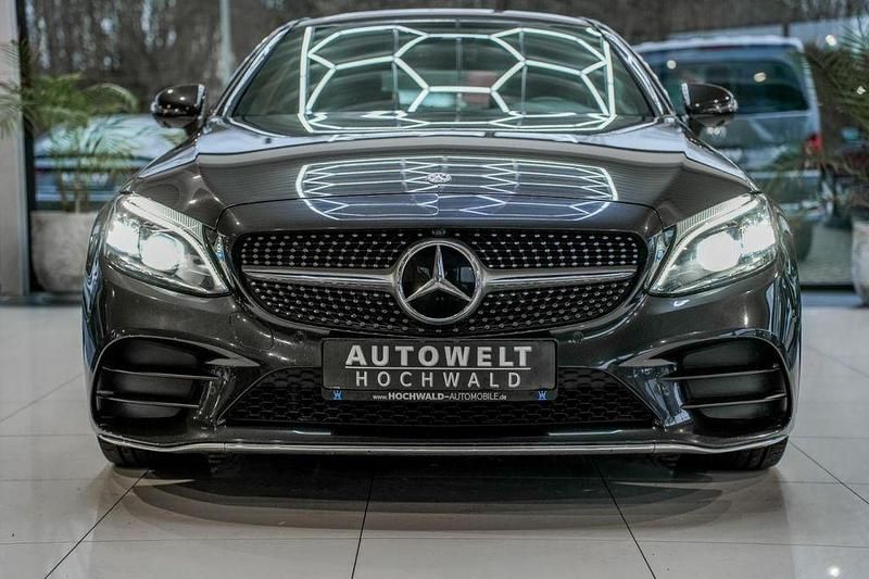 Gebraucht Mercedes C220 AMG line 194 PS (142 kW) 2020 Grau