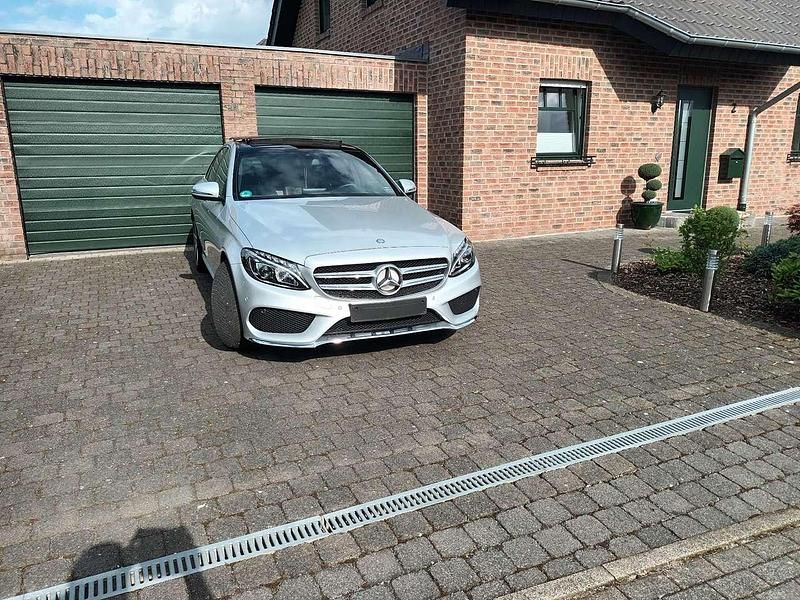 Gebraucht Mercedes C250 AMG line 211 PS (155 kW) 2016 Silber Limousine