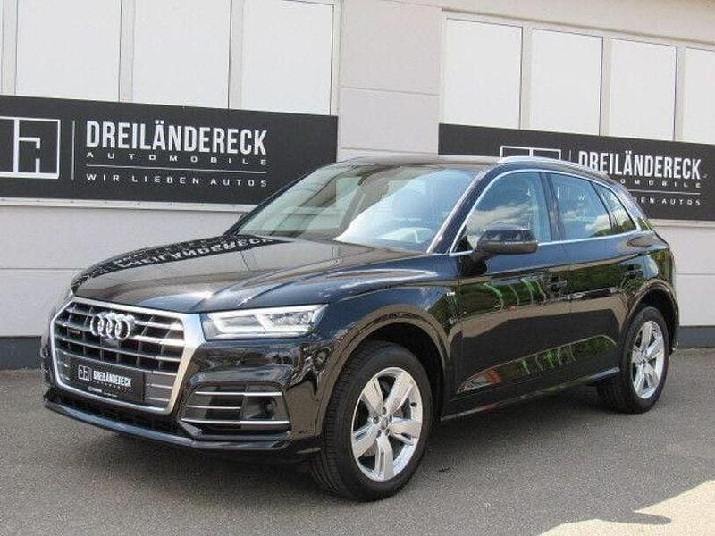 Second-hand Audi Q5 Design 190 CP (139 kW) 2019 Negru SUV