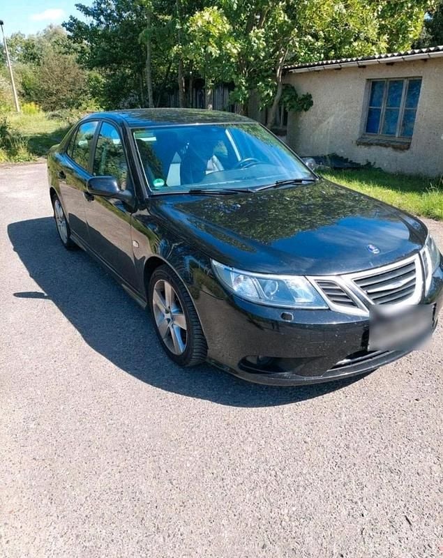 Schwarz Gebraucht 2011 Saab 9-3 Vector Limousine | 6.950 € (Fairer Preis) - Bild 1/4