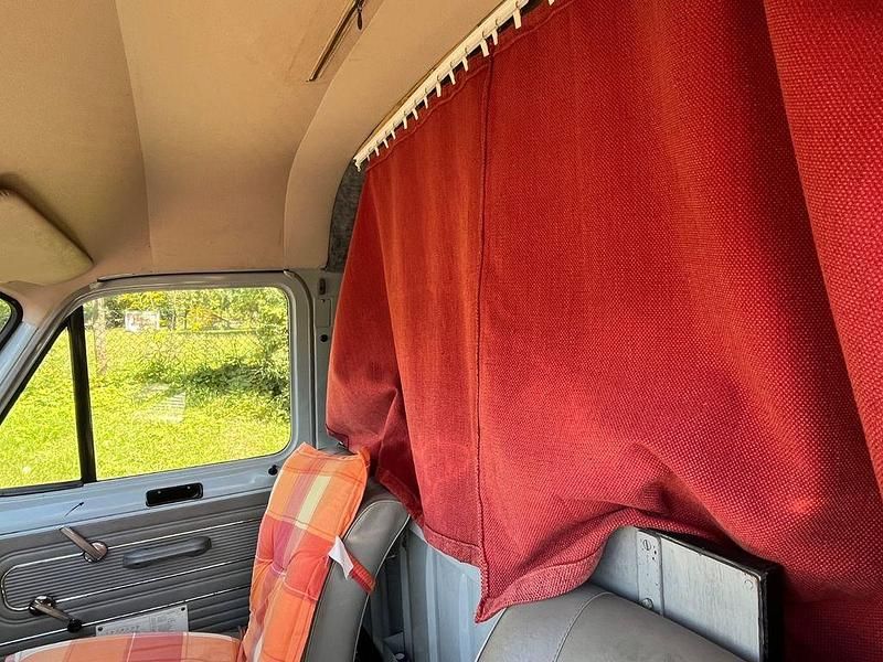 Gebraucht Ford Transit 65 PS (47 kW) 1973 Rot Van / Kleinbus