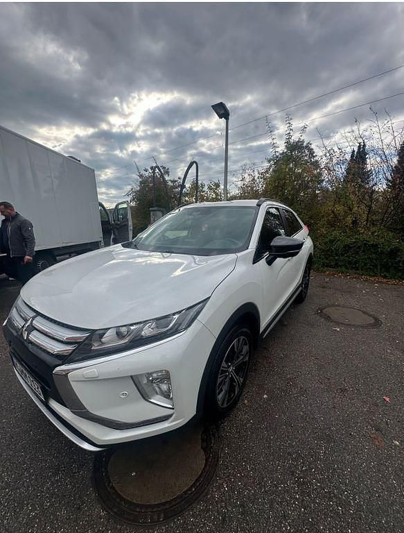Weiß Gebraucht 2019 Mitsubishi Eclipse Cross SUV | 13.900 € (Guter Preis) - Bild 1/1