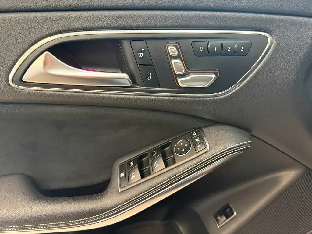 Gebraucht Mercedes CLA250e Shooting Brake AMG 211 PS (155 kW) 2018 Schwarz Kombi