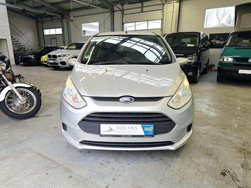 Gebraucht Ford B-MAX 105 PS (77 kW) 2014 Silber Van / Kleinbus