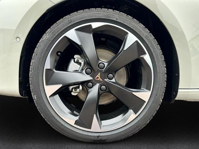 Neu Cupra Leon 150 PS (110 kW) 2025 Grau Kombi