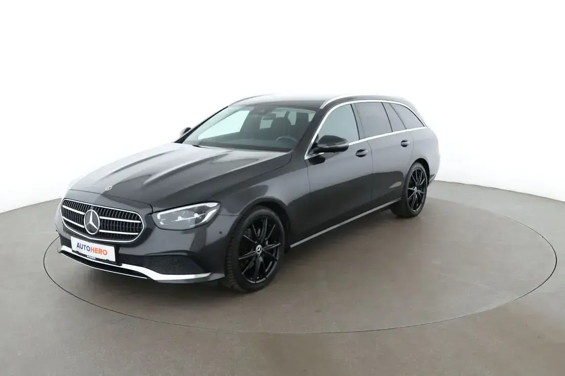 Gebraucht Mercedes E220 Avantgarde 194 PS (142 kW) 2021 Kombi