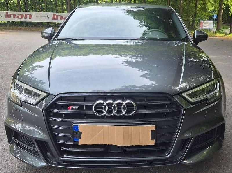 Gebraucht Audi S3 300 PS (220 kW) 2019 Grau Limousine