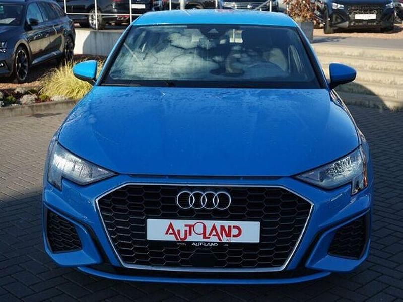 Gebraucht Audi A3 S-Line 150 PS (110 kW) 2022 Blau Limousine