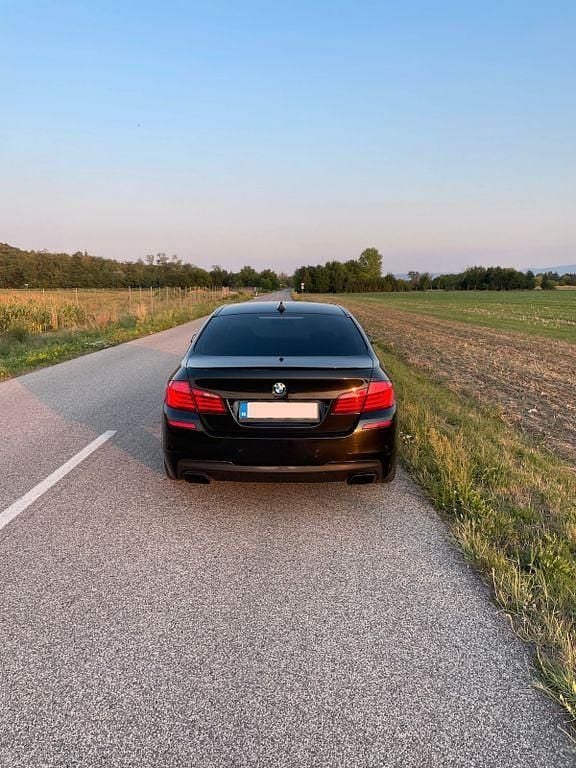 Gebraucht BMW M550 Performance 381 PS (280 kW) 2013 Schwarz Limousine