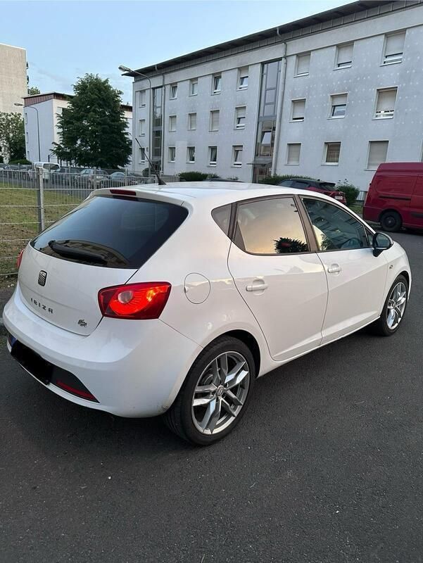 Weiß Gebraucht 2012 Seat Ibiza FR Kleinwagen | 2.800 € (Superpreis) - Bild 1/4
