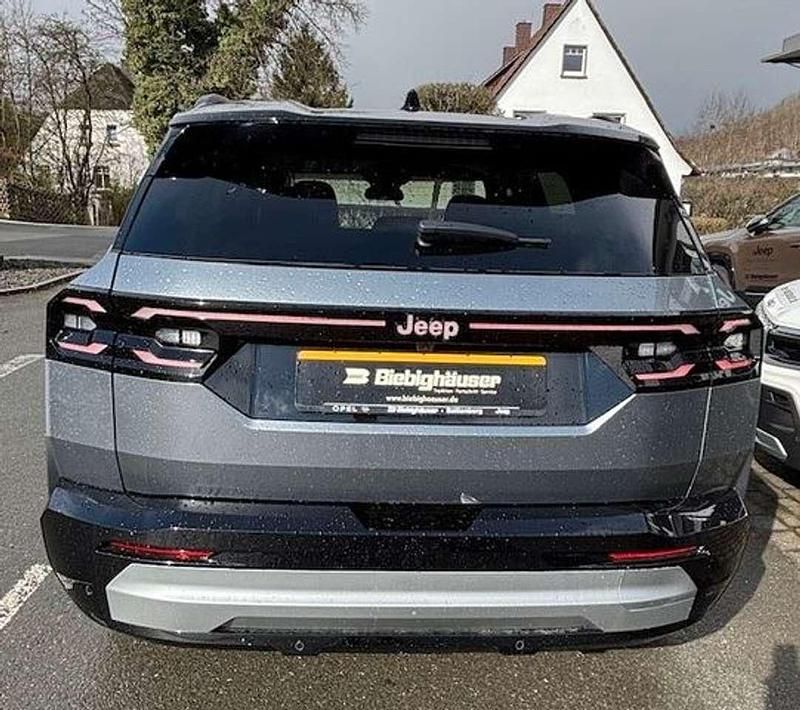 Nouvelle Jeep Compass 145 ch (106 kW) 2026 Gris SUV