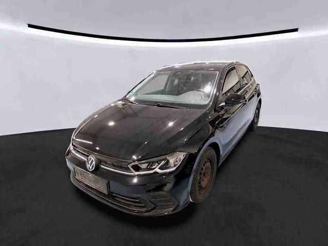 Gebraucht VW Polo Life 95 PS (69 kW) 2022 Deep black perleffekt Kleinwagen