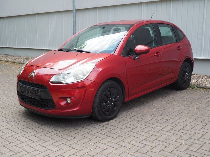 Rot Gebraucht 2010 Citroën C3 Tendance Kleinwagen | 3.590 € (Fairer Preis) - Bild 1/4