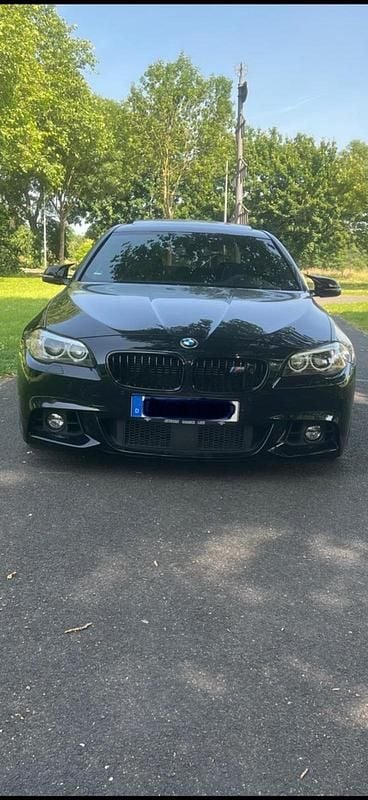 Schwarz Gebraucht 2014 BMW 550 Limousine | 17.500 € (Superpreis) - Bild 1/4