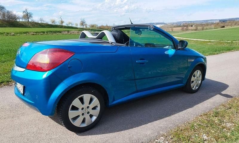 Gebraucht Opel Tigra 90 PS (66 kW) 2008 Blau Cabrio
