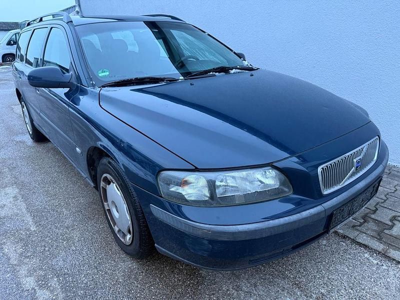 Gebraucht Volvo V70 170 PS (125 kW) 2000 Blau Kombi