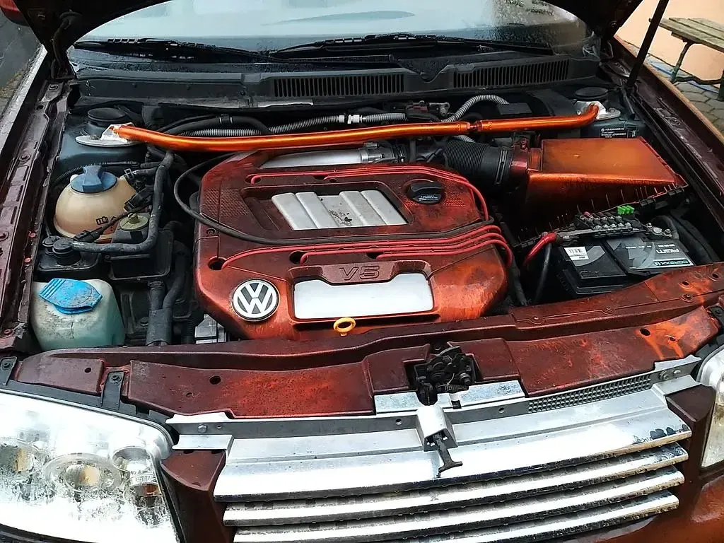 Gebraucht VW Bora Highline 150 PS (110 kW) 1999 Orange Limousine
