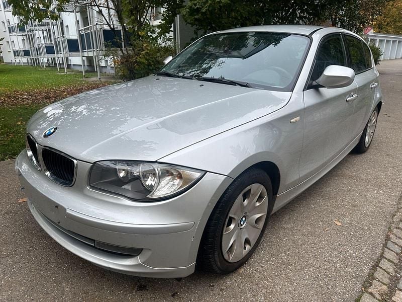 Silber Gebraucht 2010 BMW 116 Advantage Kleinwagen | 1.790 € (Fairer Preis) - Bild 1/4