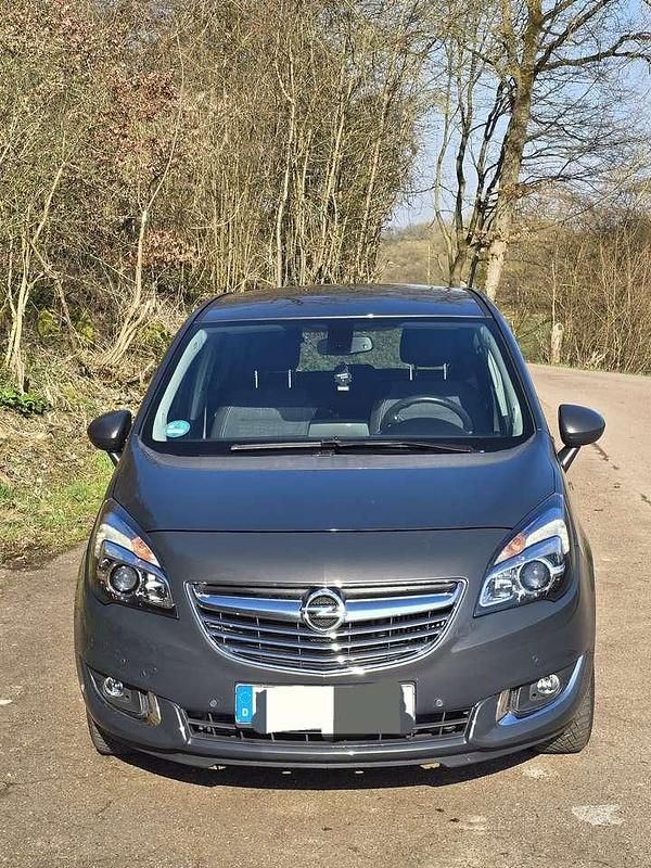 Gebraucht Opel Meriva Innovation 140 PS (102 kW) 2016 Grau Van / Kleinbus
