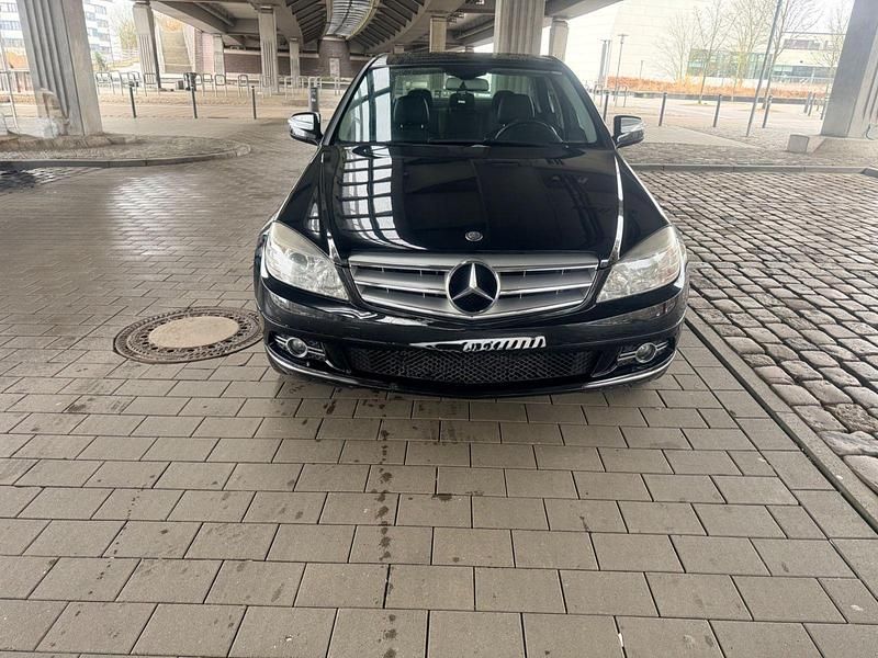 Gebraucht Mercedes C200 184 PS (135 kW) 2007 Schwarz Limousine