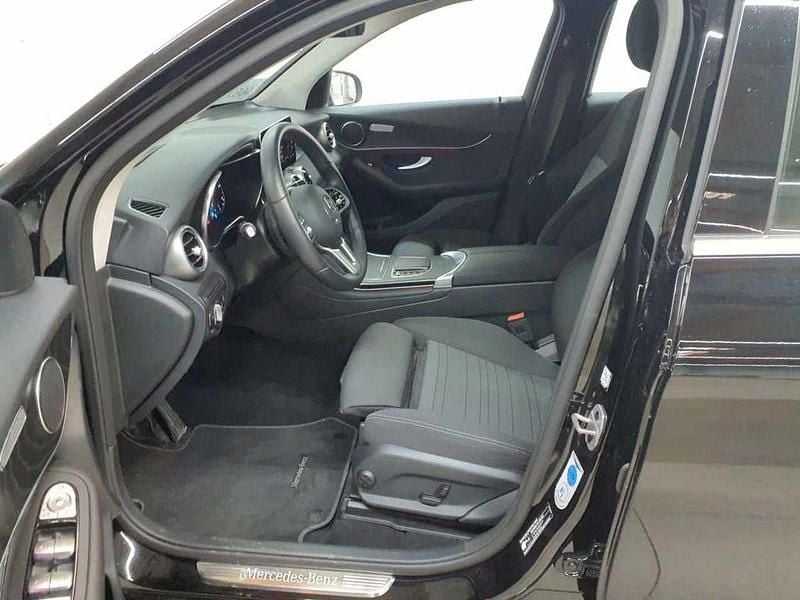Gebraucht Mercedes GLC220 194 PS (142 kW) 2021 Schwarz SUV