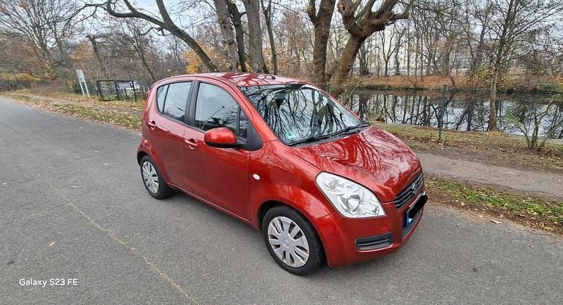 Gebraucht Suzuki Splash 86 PS (63 kW) 2009 Rot Kleinwagen
