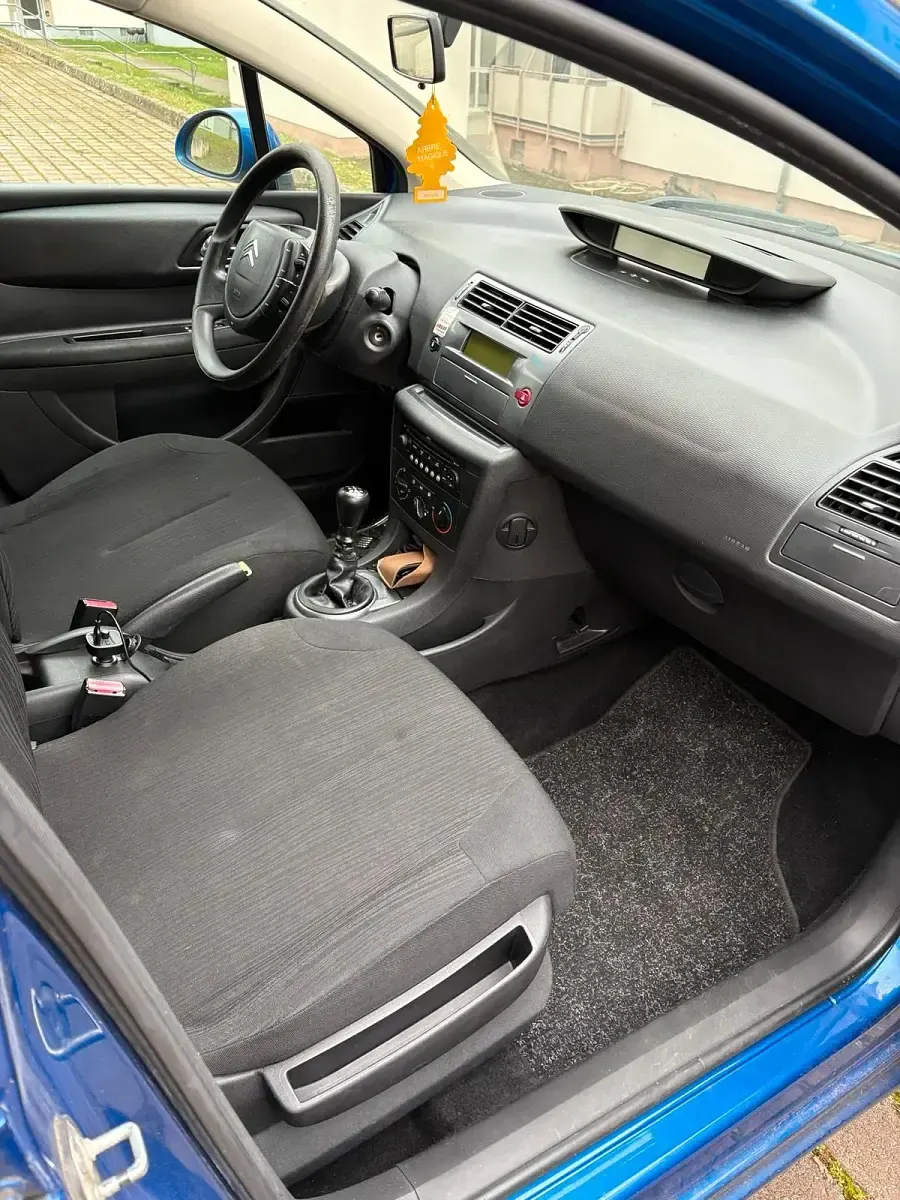 Gebraucht Citroën C4 88 PS (64 kW) 2009 Blau Kleinwagen