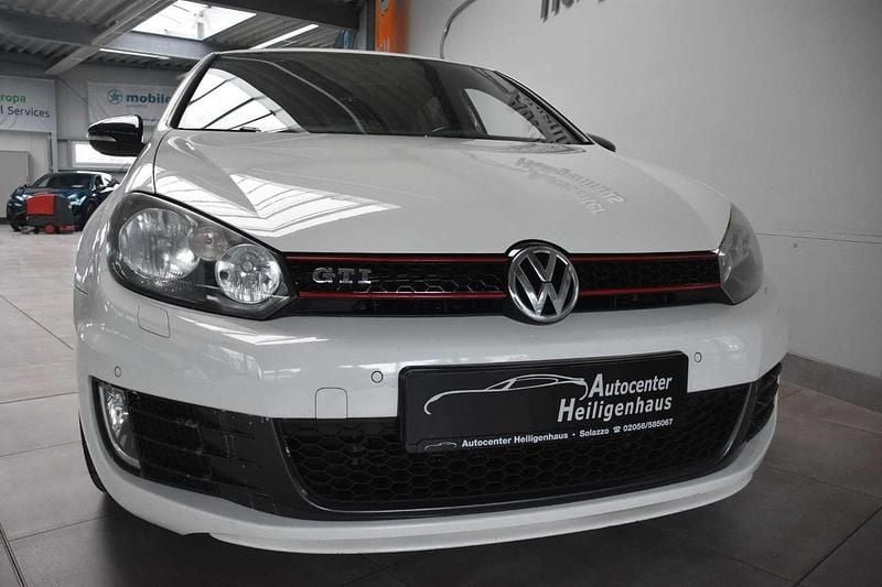 Gebraucht VW Golf VII GTI 211 PS (155 kW) 2012 Candyweiß Limousine