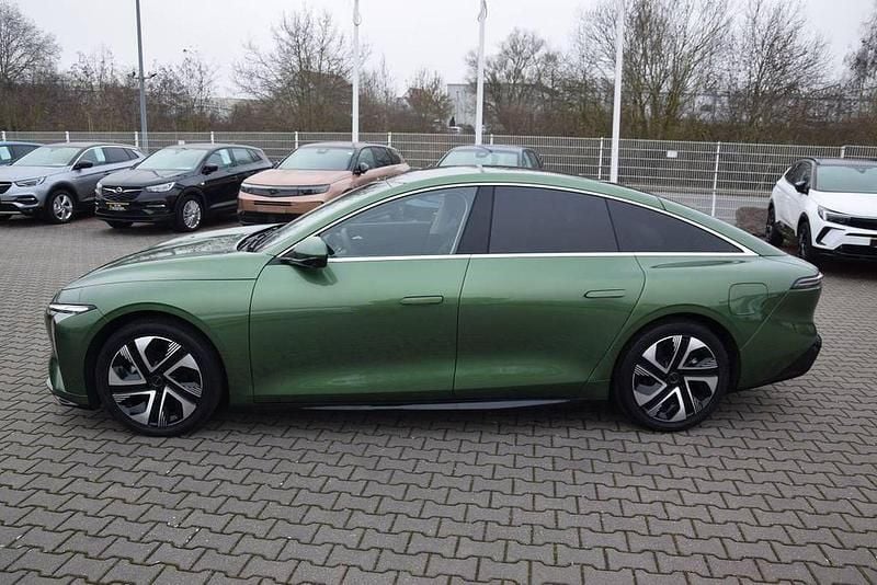 Gebraucht DFSK Forthing 7 209 PS (153 kW) 2026 Grün Limousine