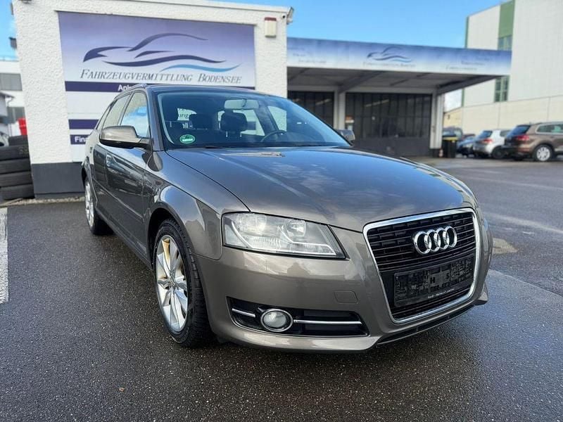 Gebraucht Audi A3 Ambition 90 PS (66 kW) 2013 Grau Limousine