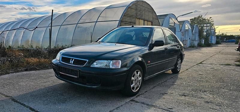 Grün Gebraucht 1997 Honda Civic Limousine | 500 € (Guter Preis) - Bild 1/4