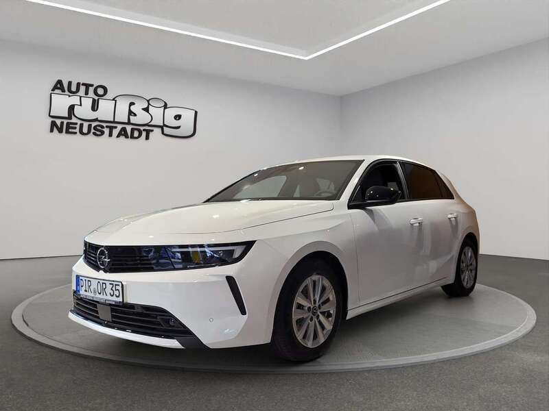 Arktis weiß (uni) Gebraucht 2025 Opel Astra Edition Limousine | 23.970 € (Superpreis) - Bild 1/4