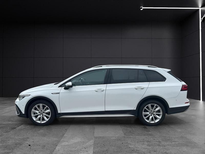 Gebraucht VW Golf Alltrack 200 PS (147 kW) 2023 Pure white Kombi