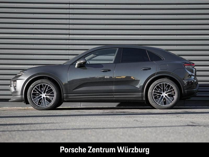 Gebraucht Porsche Macan 264 kW (360 PS) 2024 Vulkangraumetallic SUV