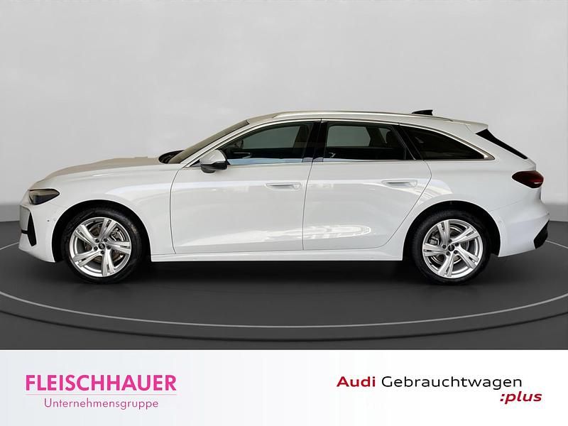 Gebraucht Audi A5 Basis 204 PS (150 kW) 2024 Schwarz Kombi