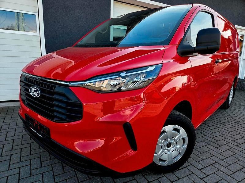 Gebraucht Ford Transit Custom Trend 136 PS (100 kW) 2025 Rot Van / Kleinbus