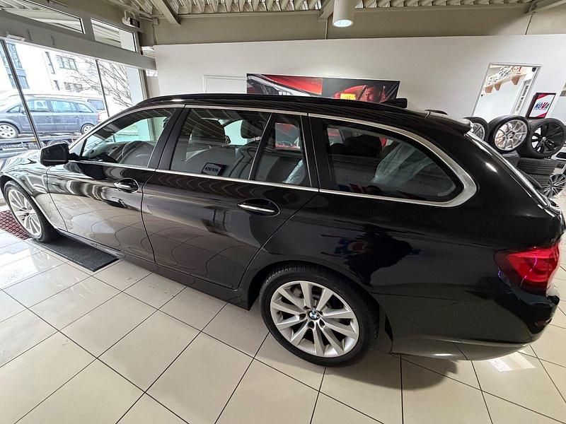 Gebraucht BMW 520 Performance 184 PS (135 kW) 2013 Schwarz Kombi
