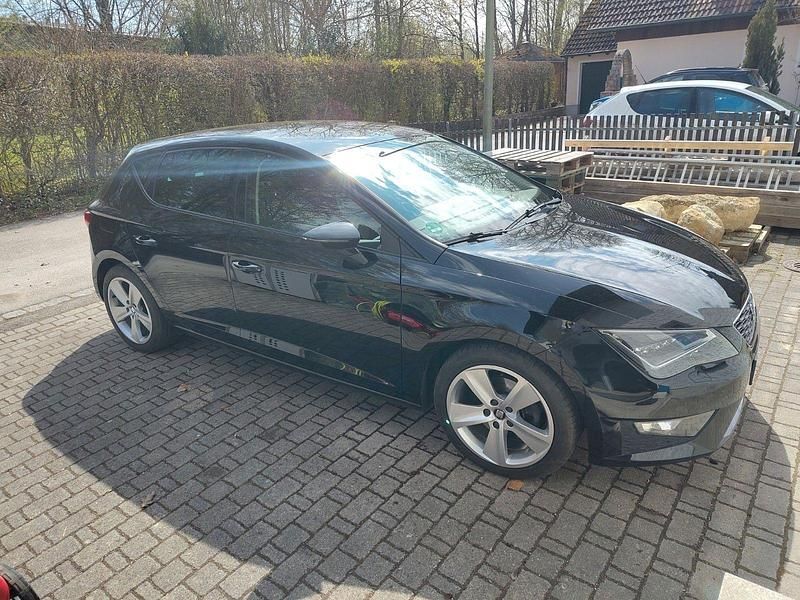 Gebraucht Seat Leon FR 150 PS (110 kW) 2015 Schwarz Limousine