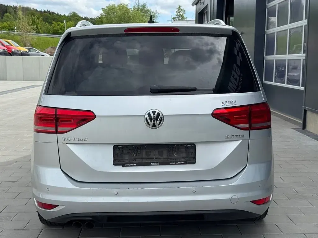 Gebraucht VW Touran Sound 150 PS (110 kW) 2017 Silber Van / Kleinbus