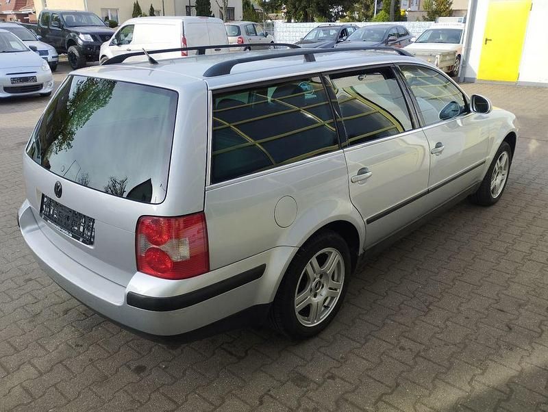 Usata VW Passat Comfortline 116 CV (85 kW) 2004 Argento Station wagon