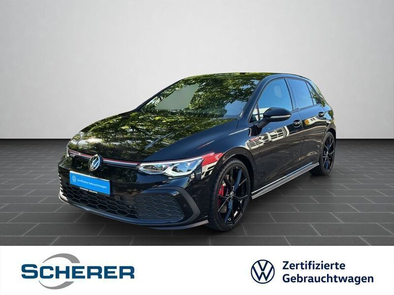 Deep black perleffekt (metallic) Gebraucht 2022 VW Golf VIII GTI Limousine | 26.900 € (Guter Preis) - Bild 1/4