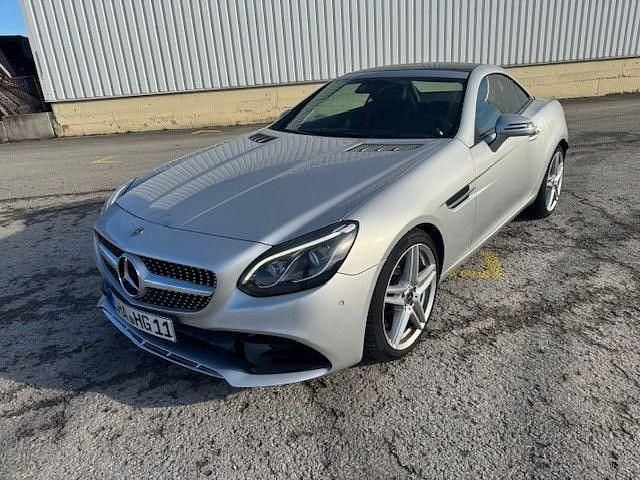 Silber Gebraucht 2017 Mercedes SLC300 Cabrio | 33.000 € (Guter Preis) - Bild 1/4