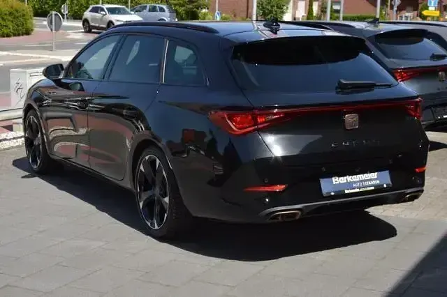 Gebraucht Cupra Leon 204 PS (150 kW) 2024 Mitternachtsschwarz (metallic) Limousine