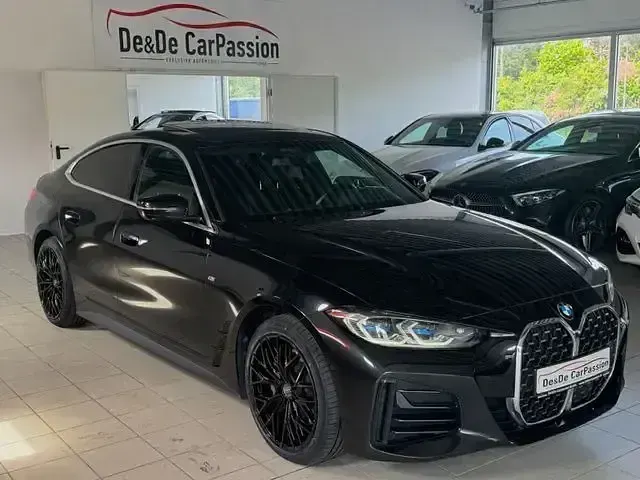 Gebraucht BMW 430 M Sport 245 PS (180 kW) 2021 Black sapphire metallic Coupé