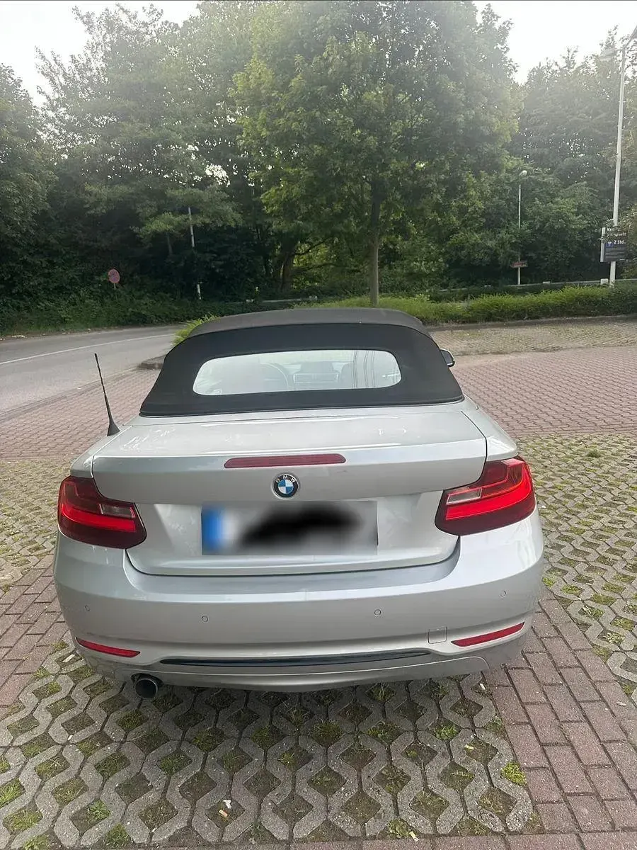 Gebraucht BMW 218 Sport Line 136 PS (100 kW) 2017 Silber Cabrio